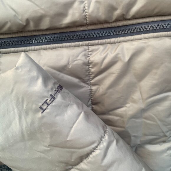 Womens Therma-FIT Puffer Coat - Picture 10 of 11